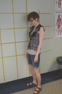 Example of improper posture 