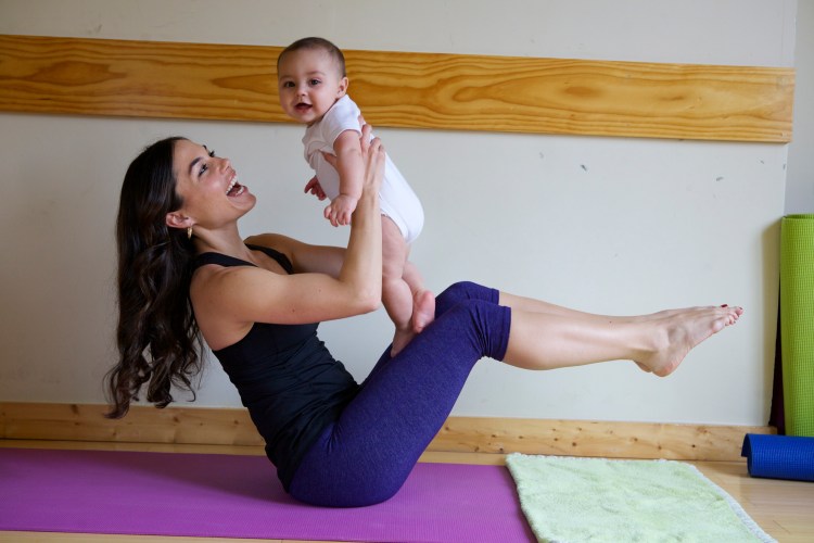 yoga with baby4